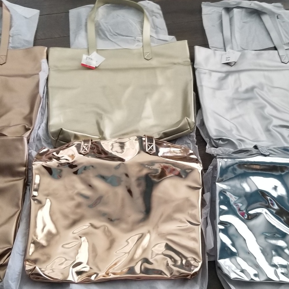 Totes/Shoulder Bags (Case pack - 6)